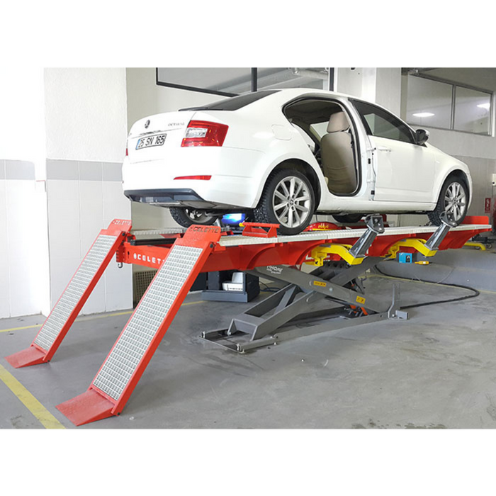 Celette Rhone L 4.2T Car Bench with Lift and 4 Mobile “C” Stands