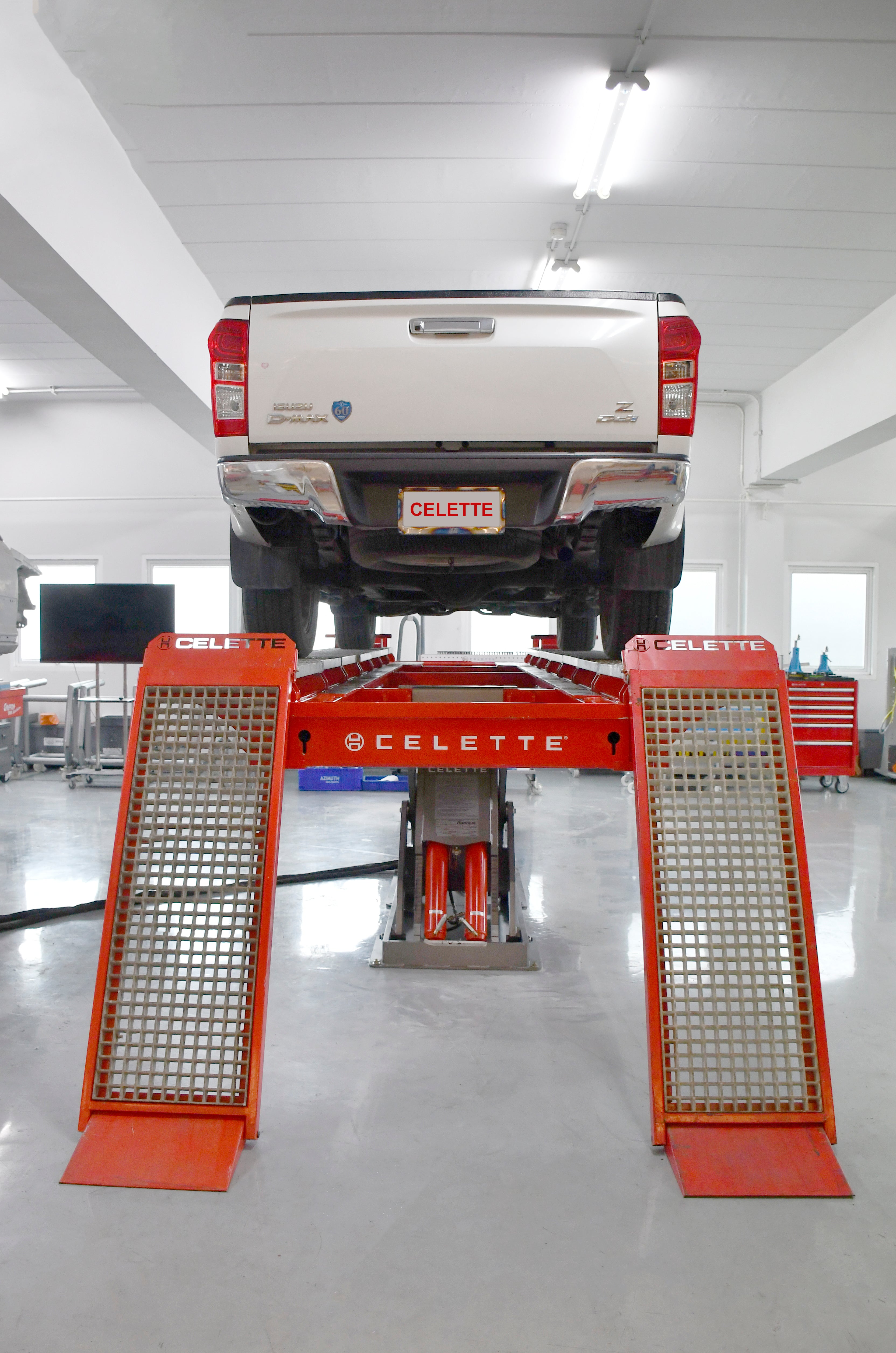 エアロレッタ ZV28T- Light Duty-Zoomlion Access